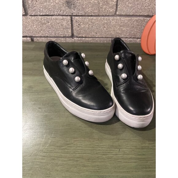 Womens Black Slip-On Platform Sneakers W/ Pearl Accents Casual Style Leather Upp - Picture 1 of 7